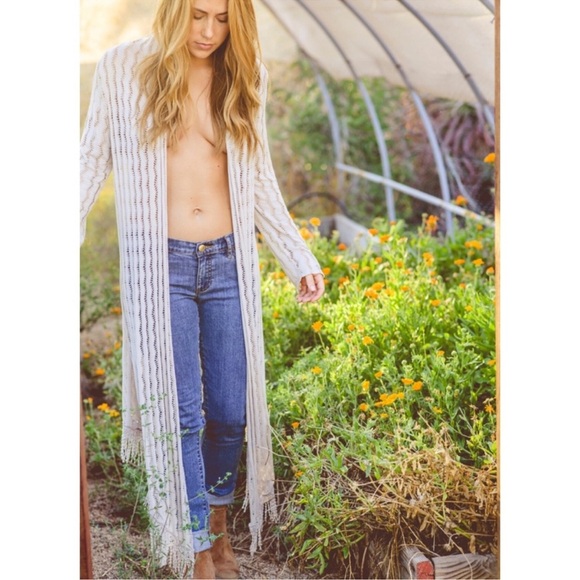 Scandal made in Italy boho style long crocheted duster in natural color OS - Picture 2 of 14